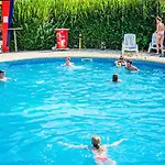 Party Golden Sands