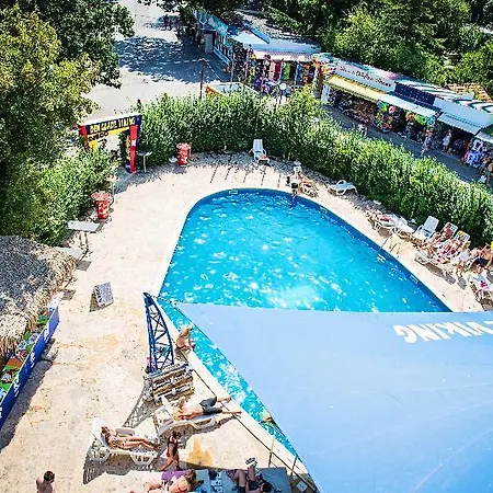 Party Golden Sands Hotel