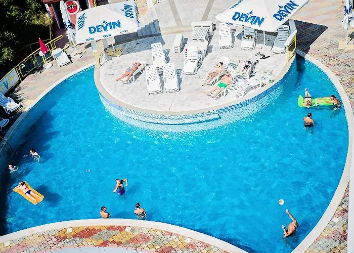 Party Golden Sands Hotel