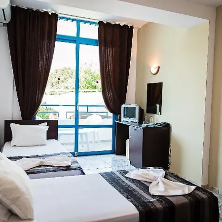 Party Golden Sands 3*