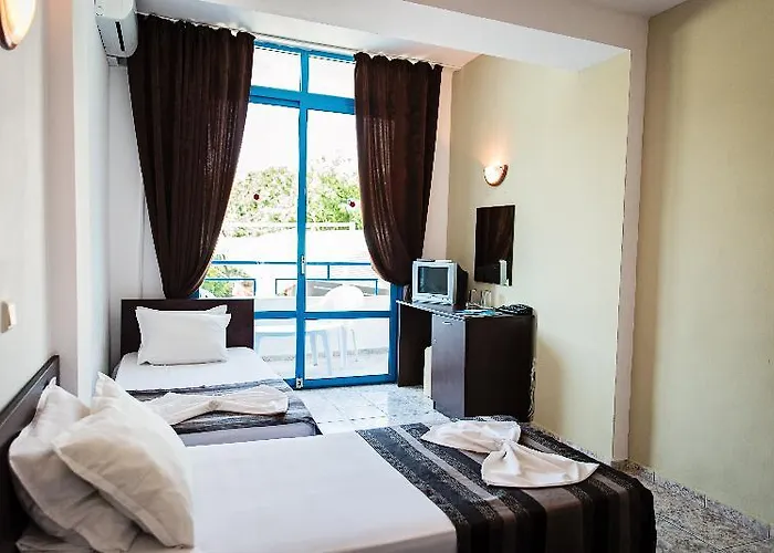 Party Golden Sands 3*