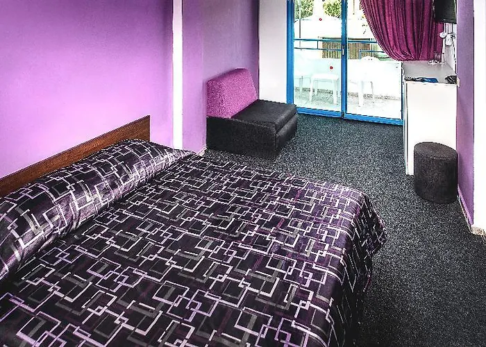 Szálloda Party Golden Sands 3*